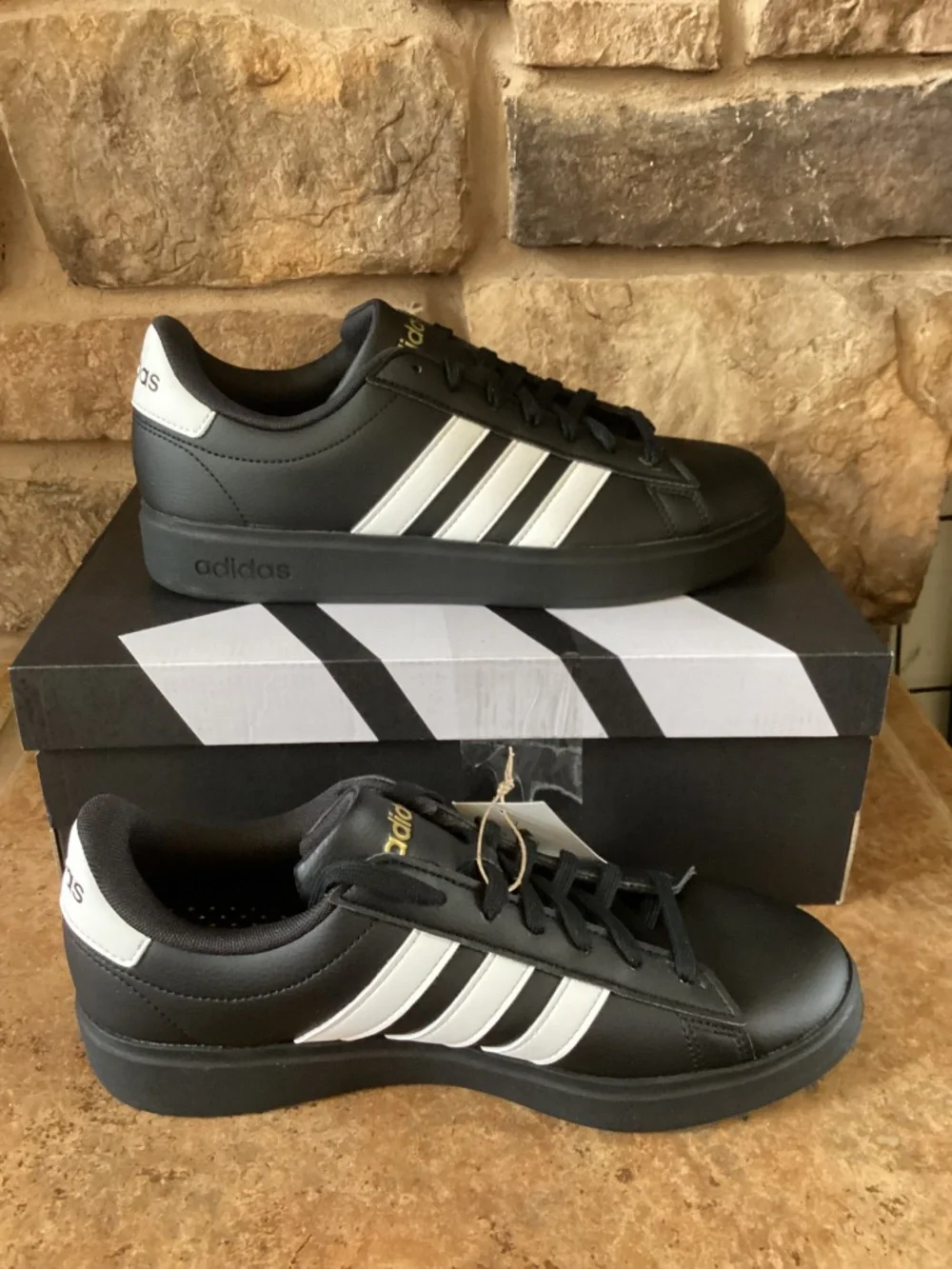 Adidas Grand Court 2.0 Men 8‎ Black Sneakers JR0546 New In Box